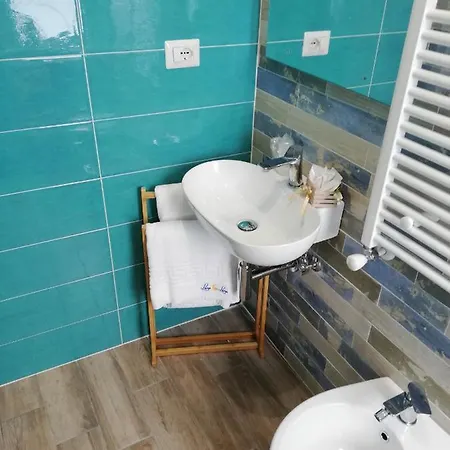 Lenaluna Oda ve Kahvaltı *